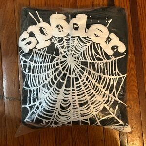Sp5der hoodie og web black white 
Brand new with proper tags 
Dm if interested